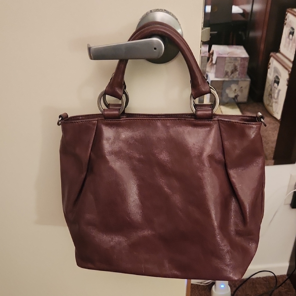 Elegant Burgundy Leather Tote Bag